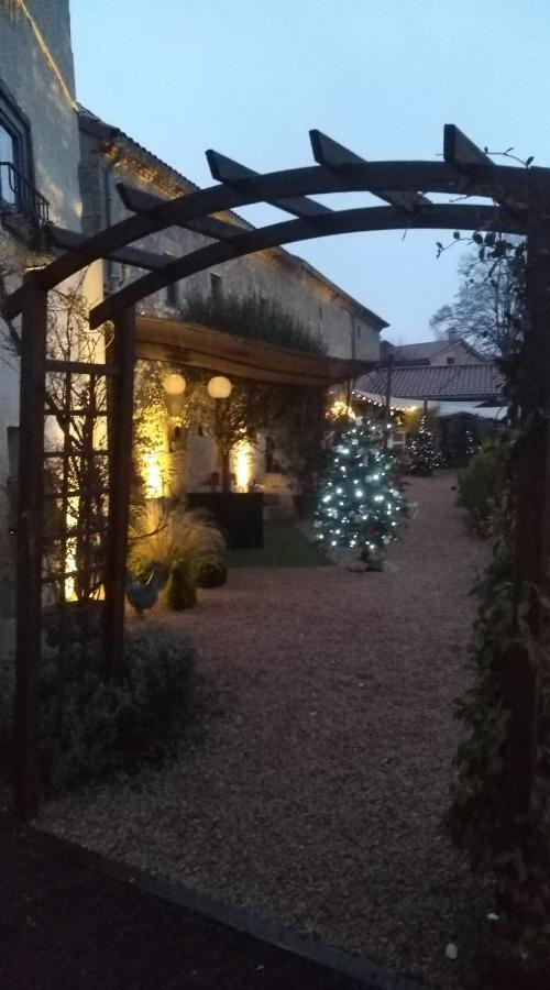Auvergnat'Home Chaptuzat Exterior foto