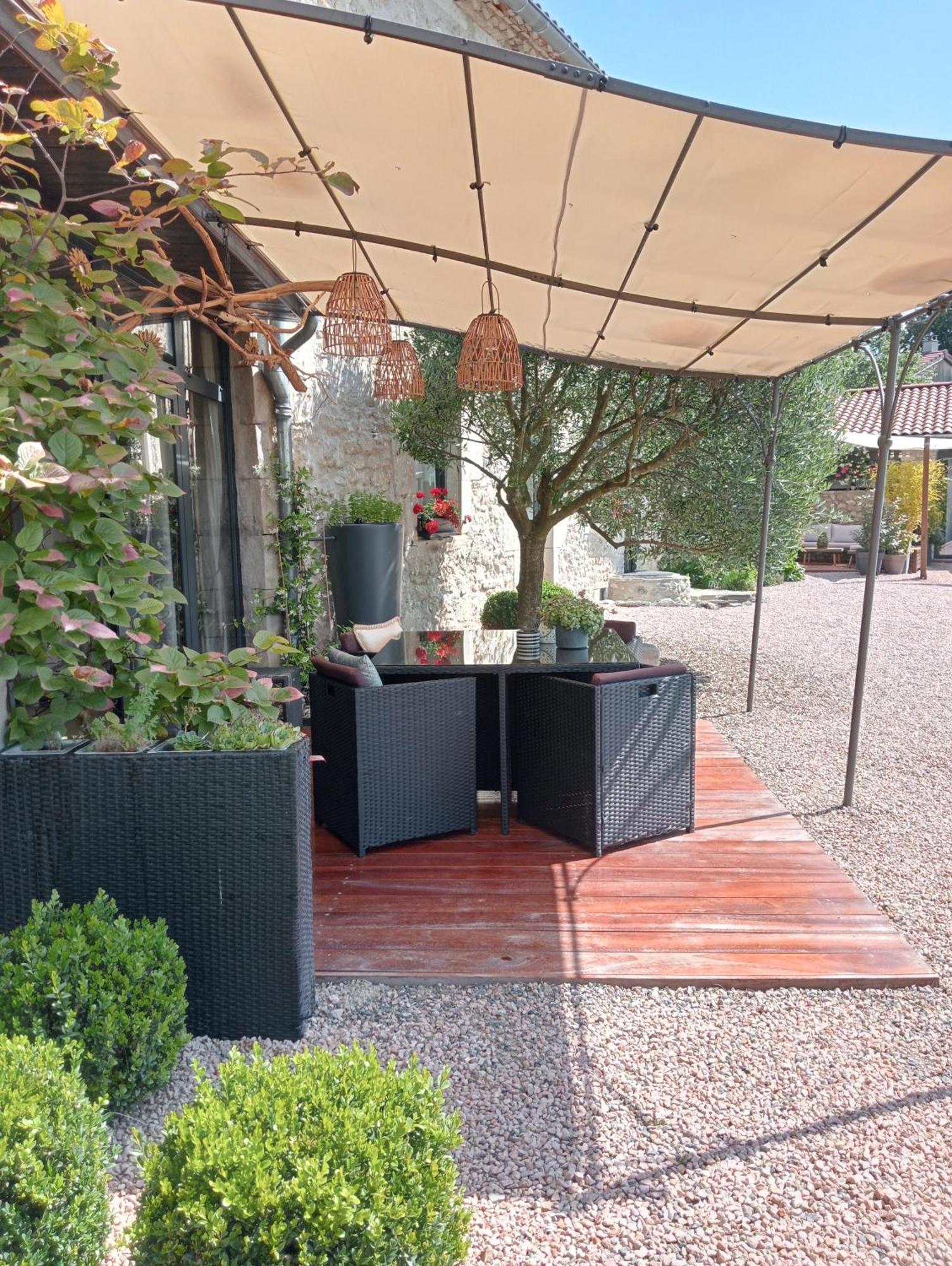 Auvergnat'Home Chaptuzat Exterior foto